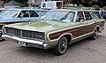 1968 Ford Country Squire, front left view
