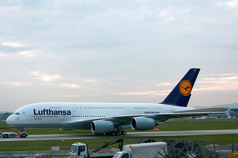 File:2010-05-27 A380 LH D-AIMA 06.jpg