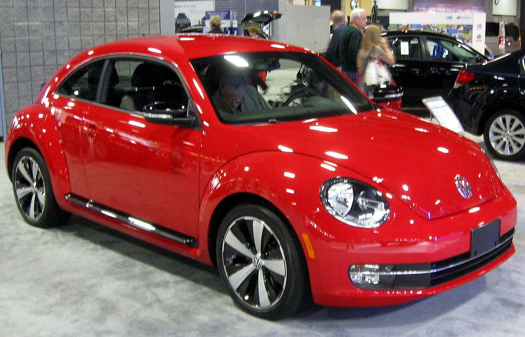 1024px-2012_Volkswagen_Beetle_--_2012_DC.JPG