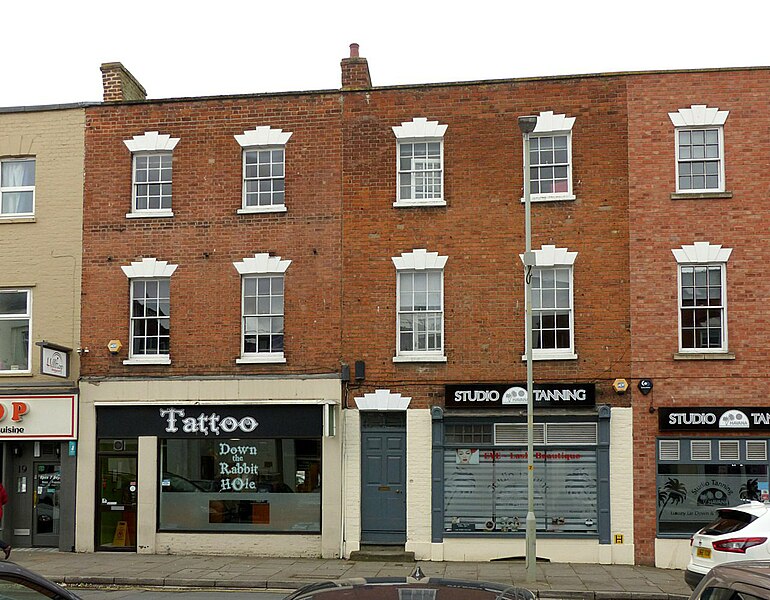 File:21 and 23, Worcester Street, Gloucester - geograph.org.uk - 6091316.jpg