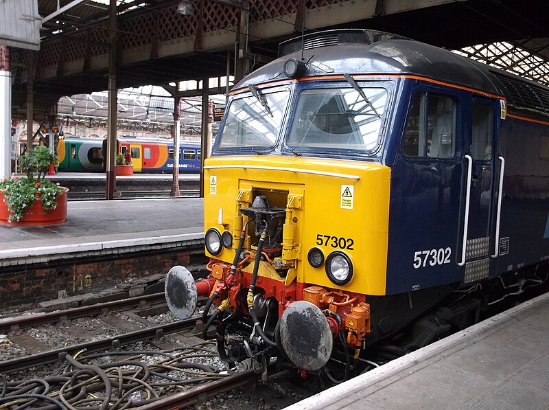 File:57302 "Chad Varah" at Crewe (08).JPG