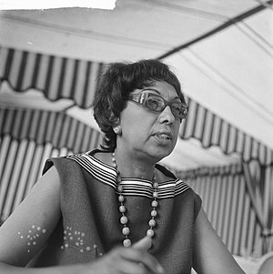 Afhalen van Josephine Baker in Frankrijk Portret J B, Bestanddeelnr 912-6471.jpg