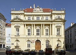 Akademie d Wissenschaften Wien DSC1282w.jpg