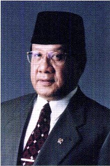 Akbar Tandjung, Buku Kenangan Anggota Dewan Perwakilan Rakyat Republik Indonesia 1999-2004, p564.jpg