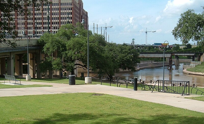 File:Allen's Landing Houston park view.jpg
