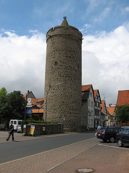 File:Alsfeld - Leonhardsturm.jpg