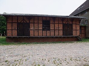 Old goods shed (2011)