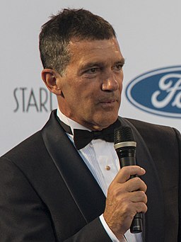 Antonio Banderas 2019 (cropped)