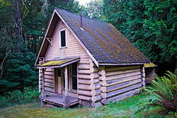 Arnold-Park Log Home.jpg