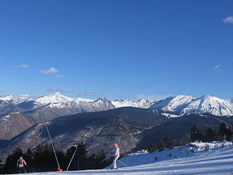 The blue piste "Bonascre" at Ax 3 Domaines
