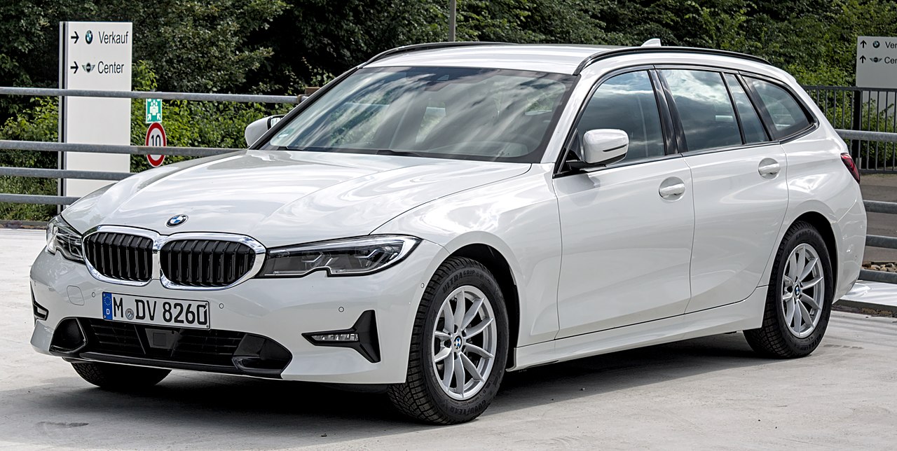 File:BMW G21 at IAA 2019 IMG 0704.jpg - Wikimedia Commons