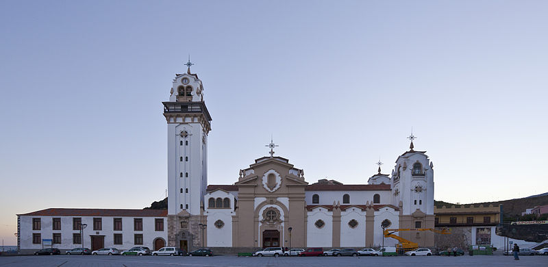 File:Basílica de Nuestra Señora de la Candelaria, Candelaria, Tenerife, España, 2012-12-12, DD 12.jpg