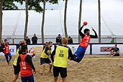 Deutsch: Beachhandball Europameisterschaften 2019 (Beach handball Euro); Tag 5: 6. Juli 2019 – Männer, Platzierungsspiel für die Ränge 5–8, Frankreich-Deutschland 0:2 (18:22, 16:19) English: Beach handball Euro; Day 5: 6 July 2019 – Placement Match/Cross Match for rank 5–8 Men – Frankreich-Deutschland 0:2 (18:22, 16:19)