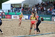 Deutsch: Beachhandball Europameisterschaften 2019 (Beach handball Euro); Tag 5: 6. Juli 2019 – Frauen, Platzierungsspiel für die Ränge 9–12, Deutschland-Polen 2:1 (22:23, 19:16, 7:6) English: Beach handball Euro; Day 5: 6 July 2019 – Placement Match/Cross Match for rank 9–12 Women – Germany-Poland 2:1 (22:23, 19:16, 7:6)