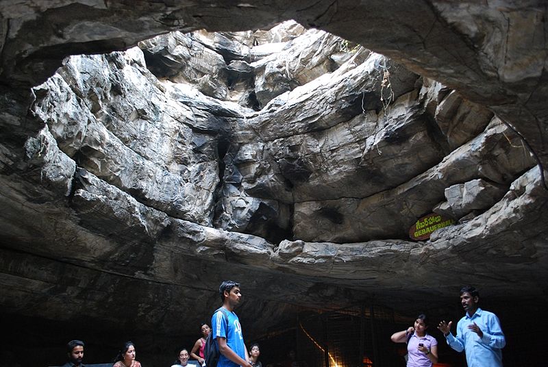 File:Belum Caves 061.JPG