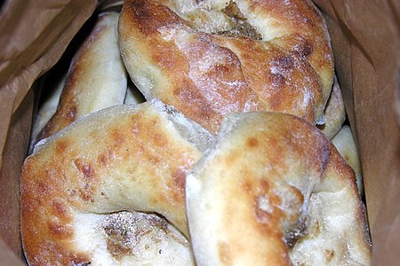 Bialy_(bánh_mì)