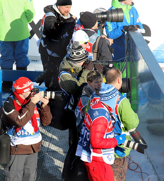 File:Biathlon WC 2015 Nové Město – photographers.jpg