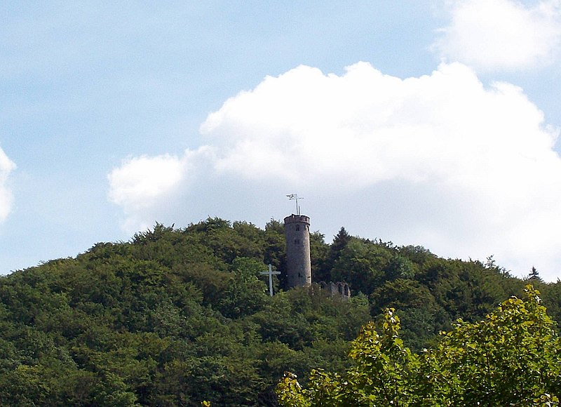 File:Bilsteinturm (Marsberg).jpg