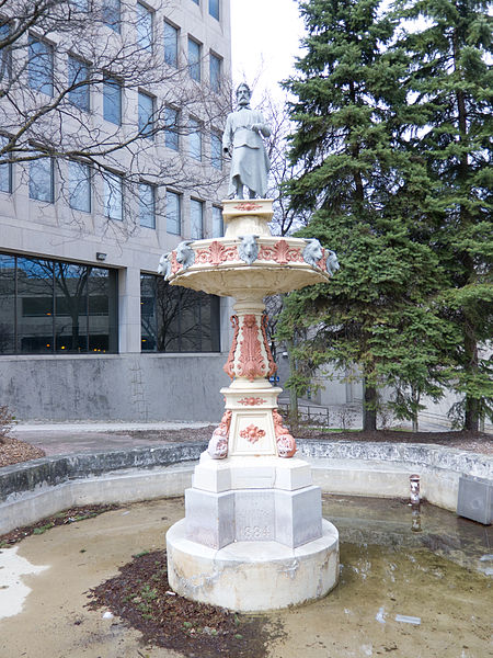 File:Blacksmith statue in Guelph.jpg