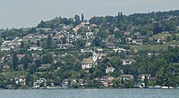 Blick vom Zürichsee auf Herrliberg (2009).jpg