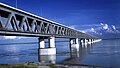 Bogibeel sild on India pikim raudteesild (see on avatud ka autoliiklusele)