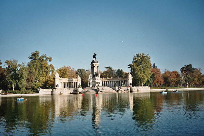 File:Buen Retiro Park, Madrid.jpg