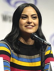 Camila Mendes incarne Veronica dans Riverdale.