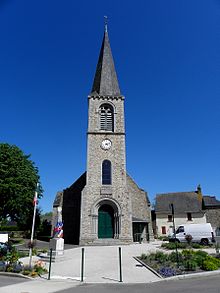Châlons-du-Maine (53) Église 01.JPG