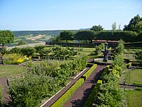 jardin inférieur et sa fontaine de 1617