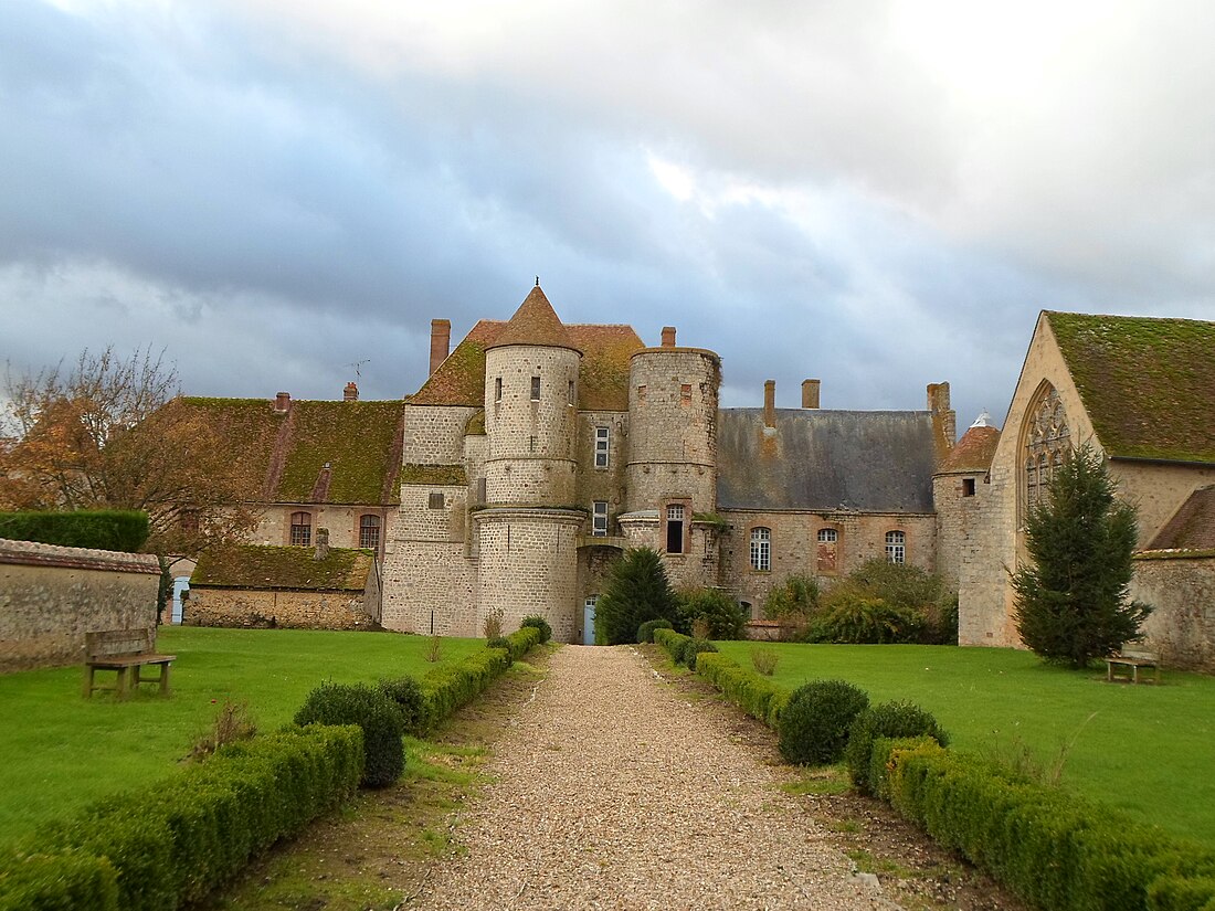 File:ChateaudePiffonds.JPG