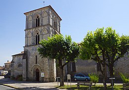 Church Saint-Cyriaque 12-13th century - Saint-Ciers-du-Taillon (2013)