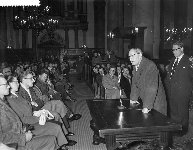 File:Ds Martin Niemoller (in Westerkerk Amsterdam), Bestanddeelnr 910-1021.jpg