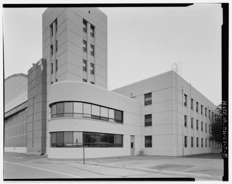 File:EXTERIOR NORTHEAST VIEW (1992). - Wright-Patterson Air Force Base, Area B, Building 8, Operations and Flight Test Building, Northeast corner of Tenth and C Streets, Dayton, HAER OHIO,29-DAYT.V,1O-5.tif