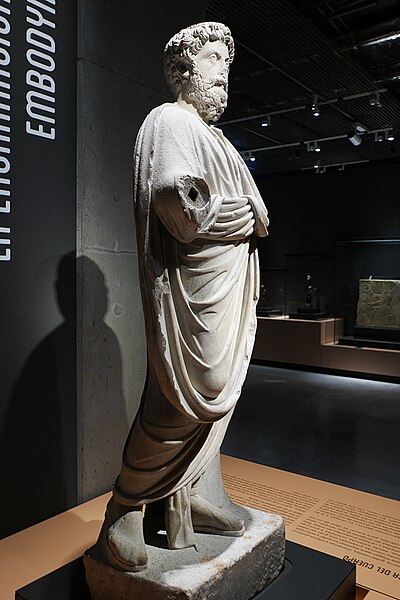 File:Estatua de Marco Aurelio, British Museum.jpg