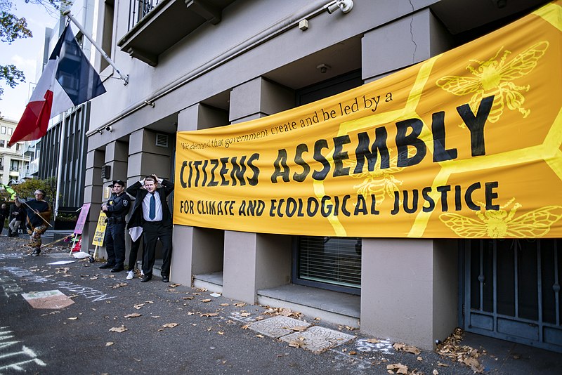 File:Extinction Rebellion Solidarity with the French Citizens Assembly on Climate (51166646097).jpg
