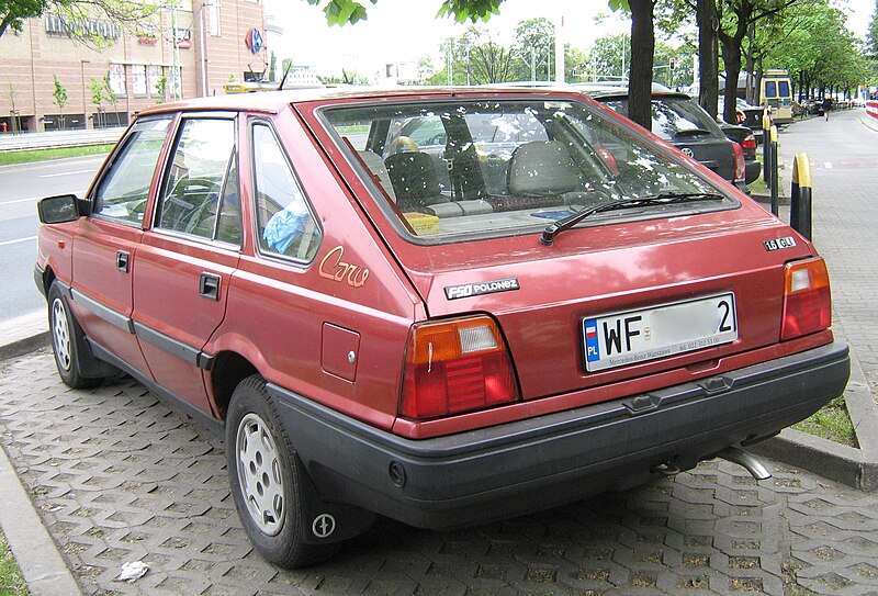 File:FSO Polonez GLI red rear-view.jpg