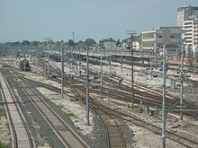 The station's tracks, and platforms for trains towards the Ponte della Liberta and Venice. Track 1 is at the far right. Fascio binari Venezia Mestre.JPG