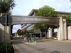 Filmstudio Babelsberg Eingang.jpg