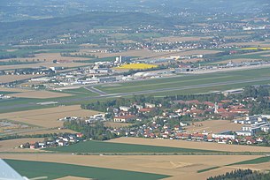 Hörsching municipality with the airport