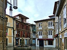 Fontaine des Tornos dans la vieille ville