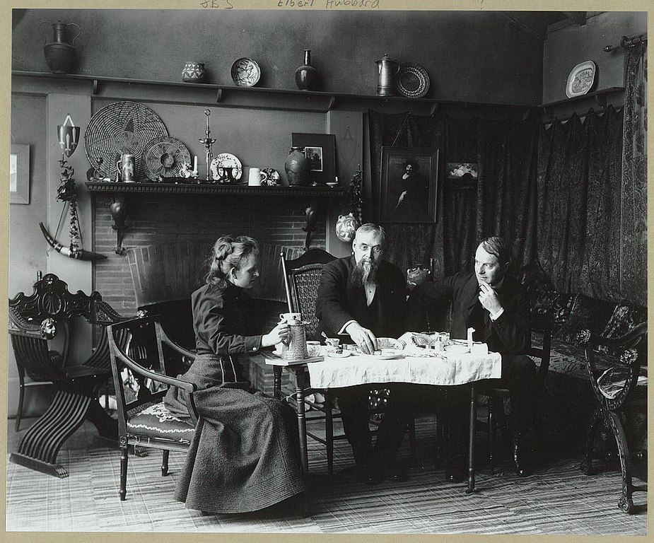 File Frances Benjamin Johnston Having Tea With Elbert Hubbard Far