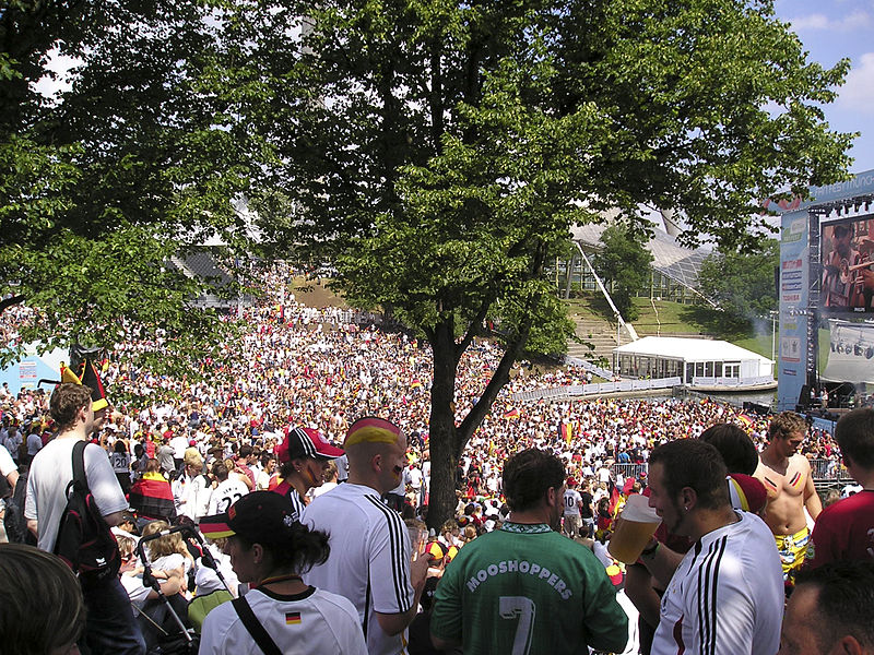 File:Fußball München (Deutschland-Argentinien) (178957548).jpg