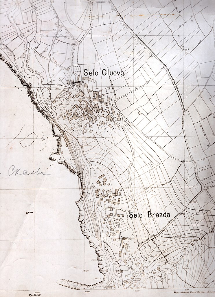 geodetska karta File:Geodetska karta na Gluvo i Brazda, 1930 te.   Wikimedia  geodetska karta