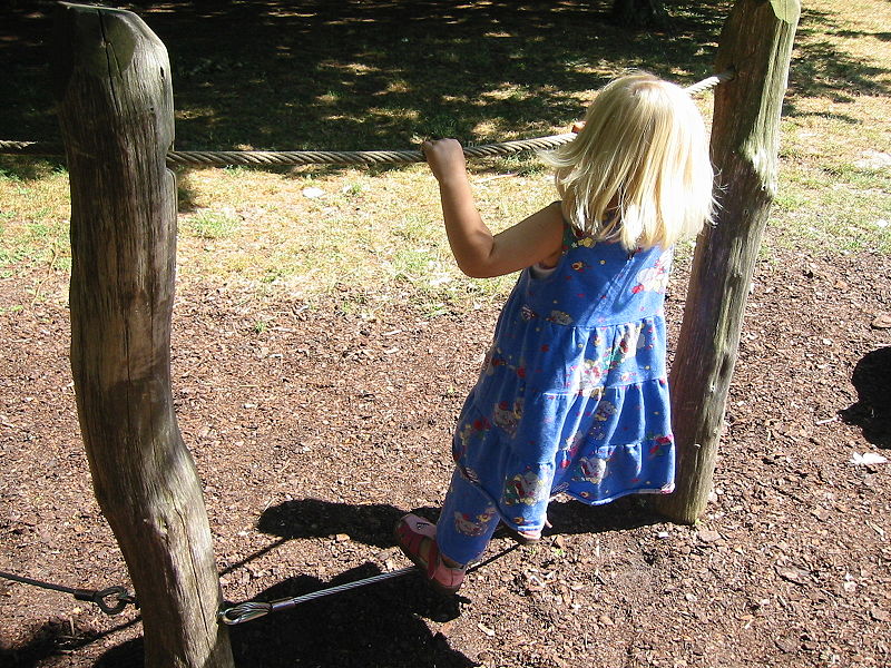 File:Girl playing.jpg