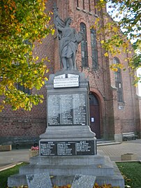 Le monument aux morts.