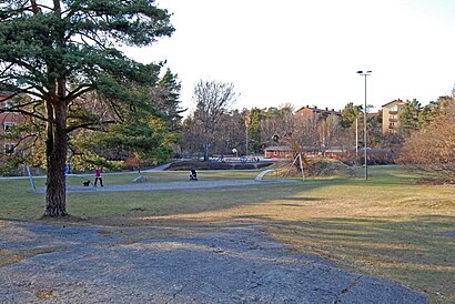 Vägbeskrivningar till Gubbängsparken med kollektivtrafik