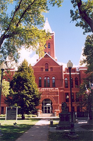 Hamilton County courthouse, Aurora, Nebraska, USA.jpg