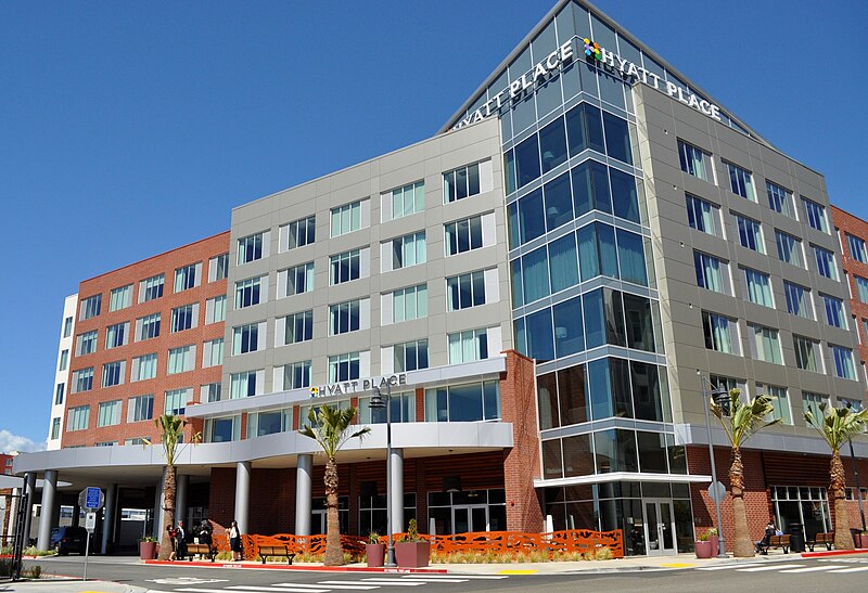 File:Hyatt Place Emeryville-San Francisco Bay Area 2017-05-13.jpg