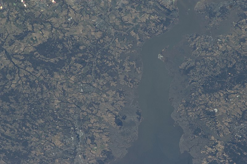 File:ISS023-E-5735 - View of Delaware.jpg