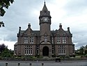 Inglis Memorial Hall -1- (geograph 5032048).jpg